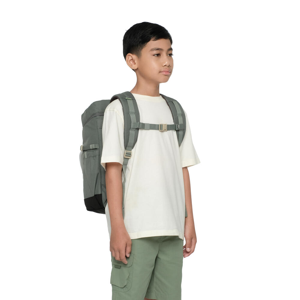 910010718 JR WEEKENDER PACK 18L