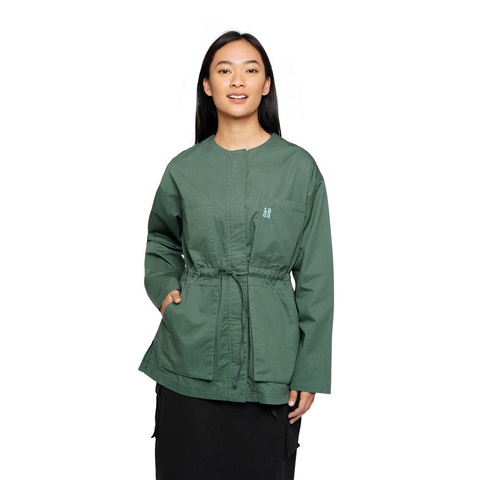 910010261  WS GEVA COLLARLESS JKT, OLI, L