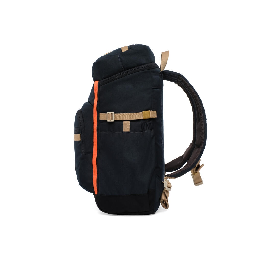 910010718 JR WEEKENDER PACK 18L