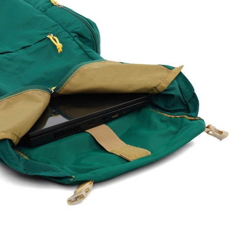 910010303 WS BREE BACKPACK 22L