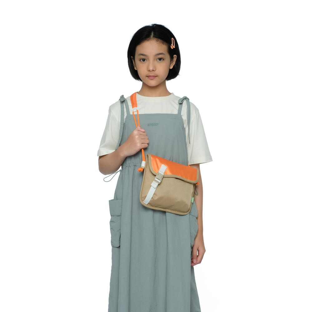 910010686 JR LUCHI SHOULDER BAG 2L
