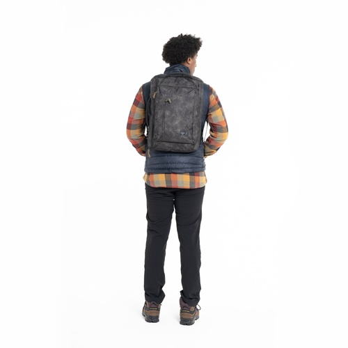 CAMOUFLAGE CAMOUFLAGE