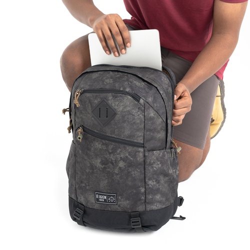 CAMOUFLAGE CAMOUFLAGE