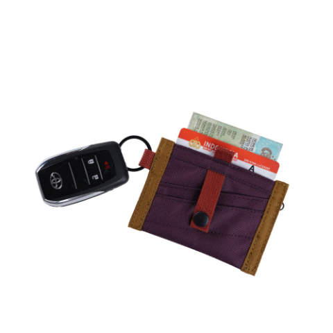 910008768 REVENNA KEYCHAIN WALLET WS