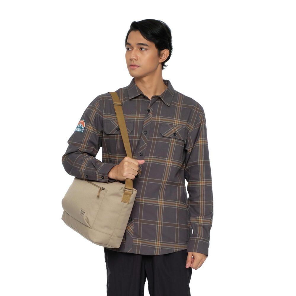 910010524 PATHWAY SHOULDER BAG 12L