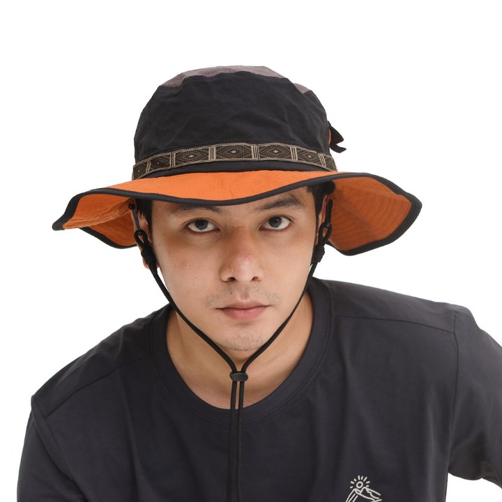ETHNO CRUDE BUCKET HAT