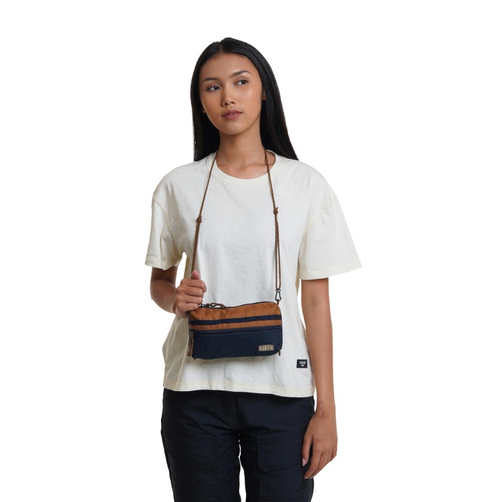 910009568 X-ROADTRIP 2.0 TISSUE CASE