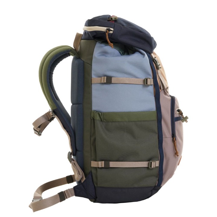910008077 WEEKENDER RUCK 32L